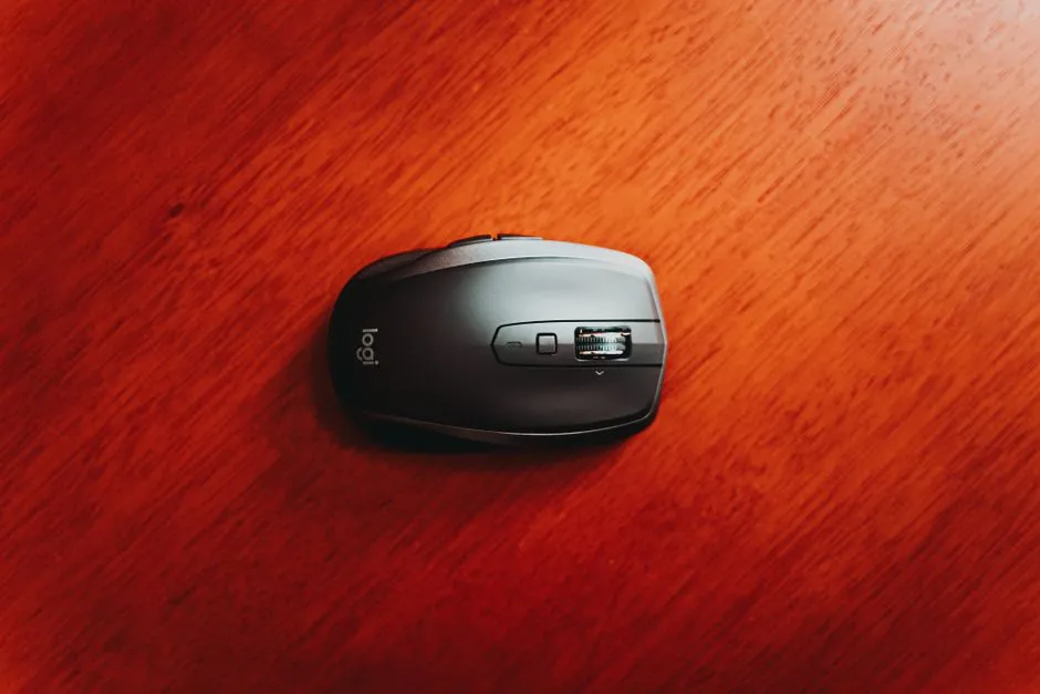 Mouse Control in Springfield Estates